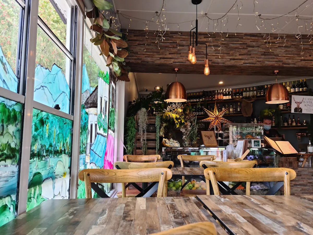 Vibe, The Local Pantry