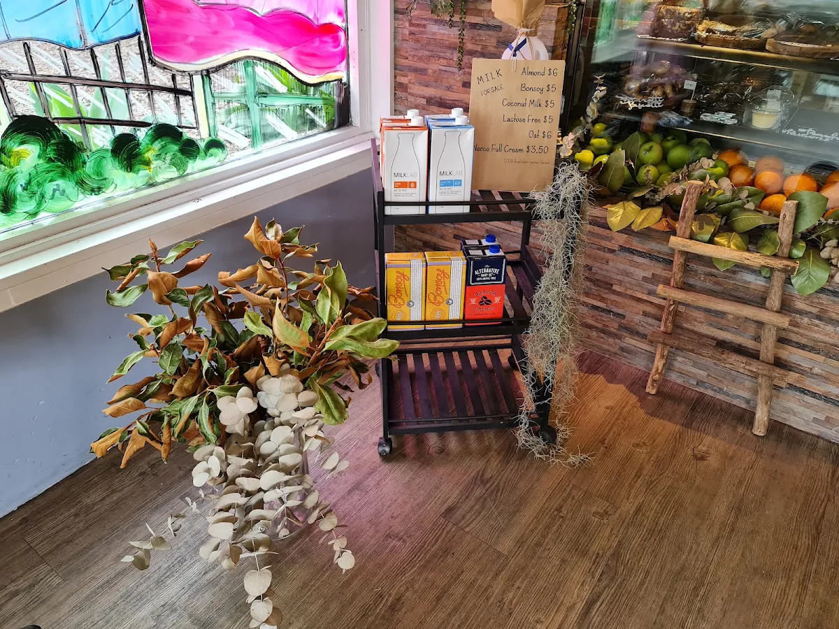 Vibe, The Local Pantry