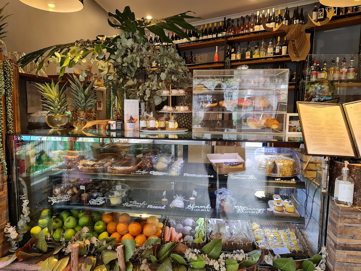Vibe, The Local Pantry