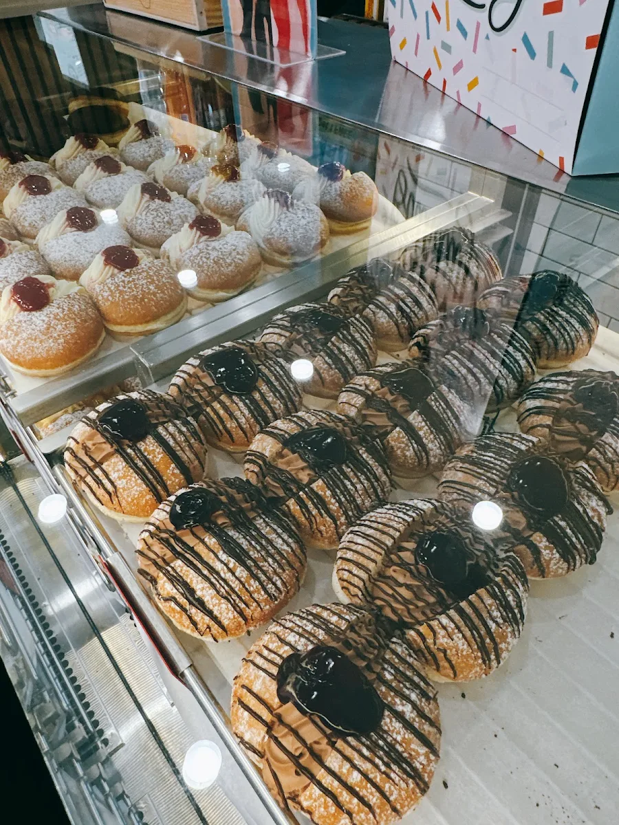 Vibe, Daniel's Donuts Melbourne