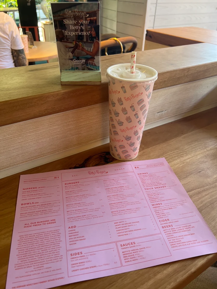 Menu, Betty's Burgers