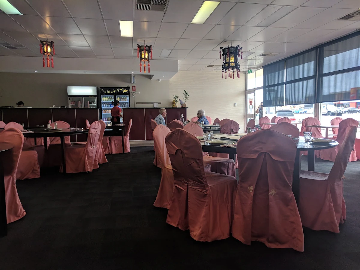 Vibe, Happy Chinese Restaurant