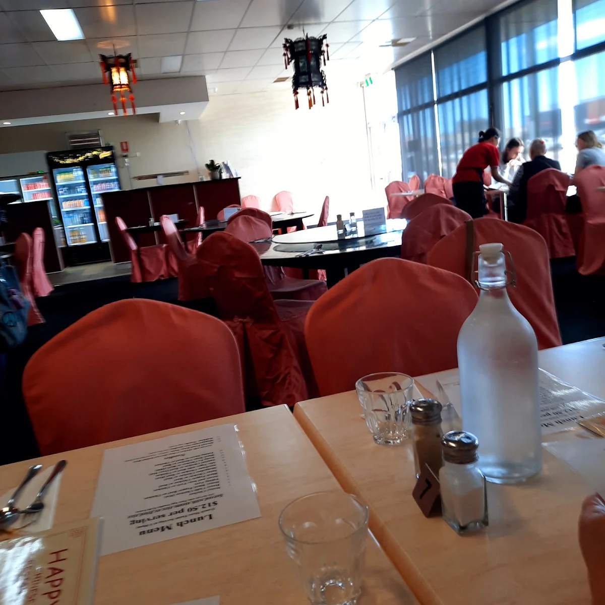 Vibe, Happy Chinese Restaurant