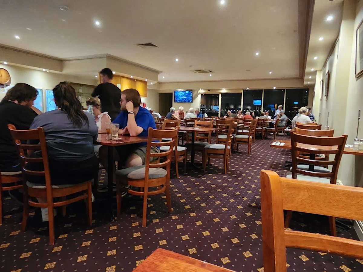 Vibe, Hibernian Hotel Beechworth