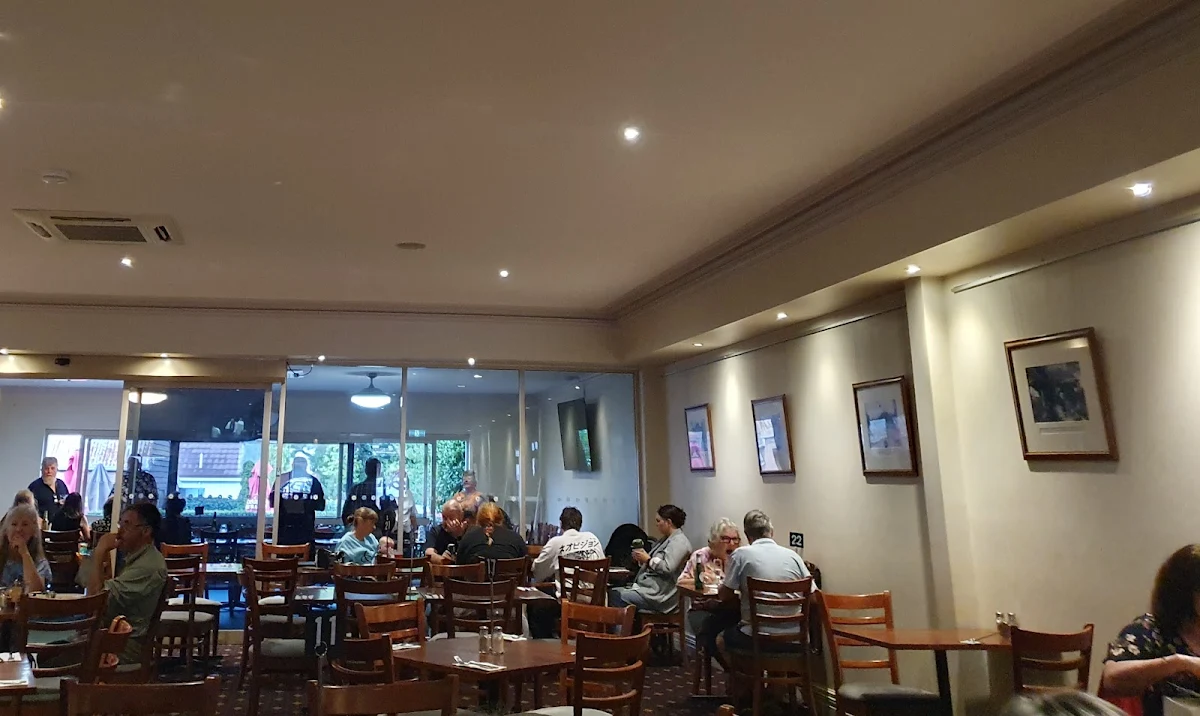 Vibe, Hibernian Hotel Beechworth