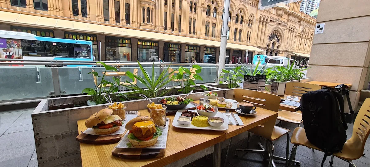 Vibe, Binge Kitchen - Cafe in Sydney