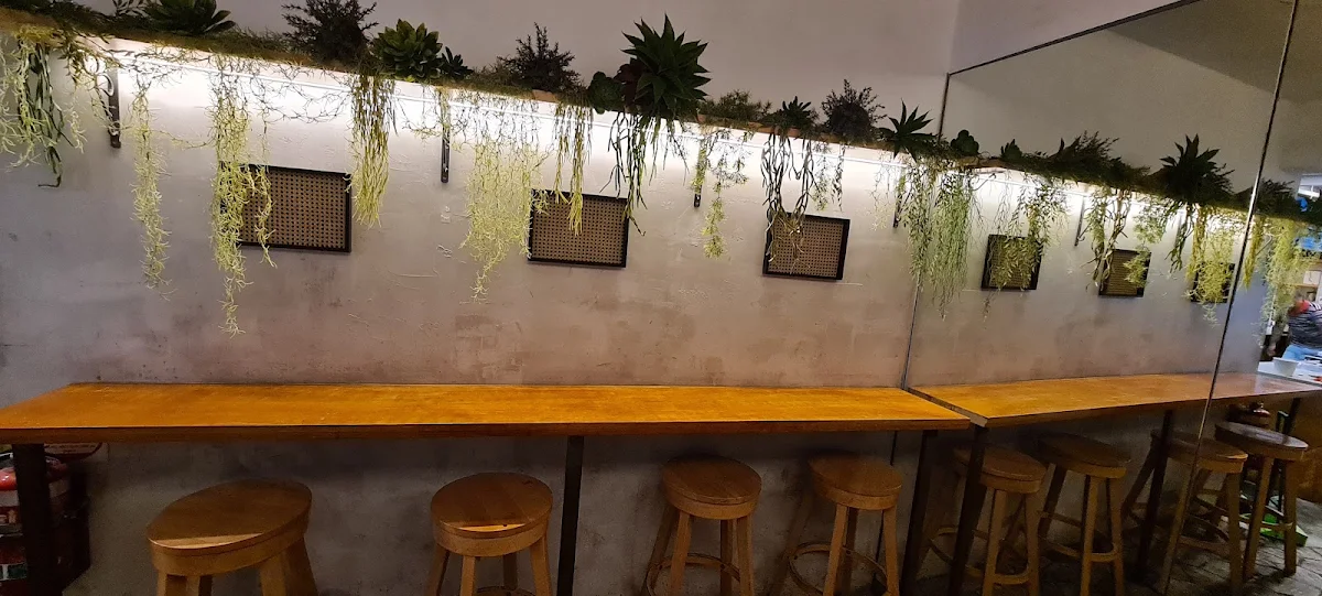 Vibe, Binge Kitchen - Cafe in Sydney