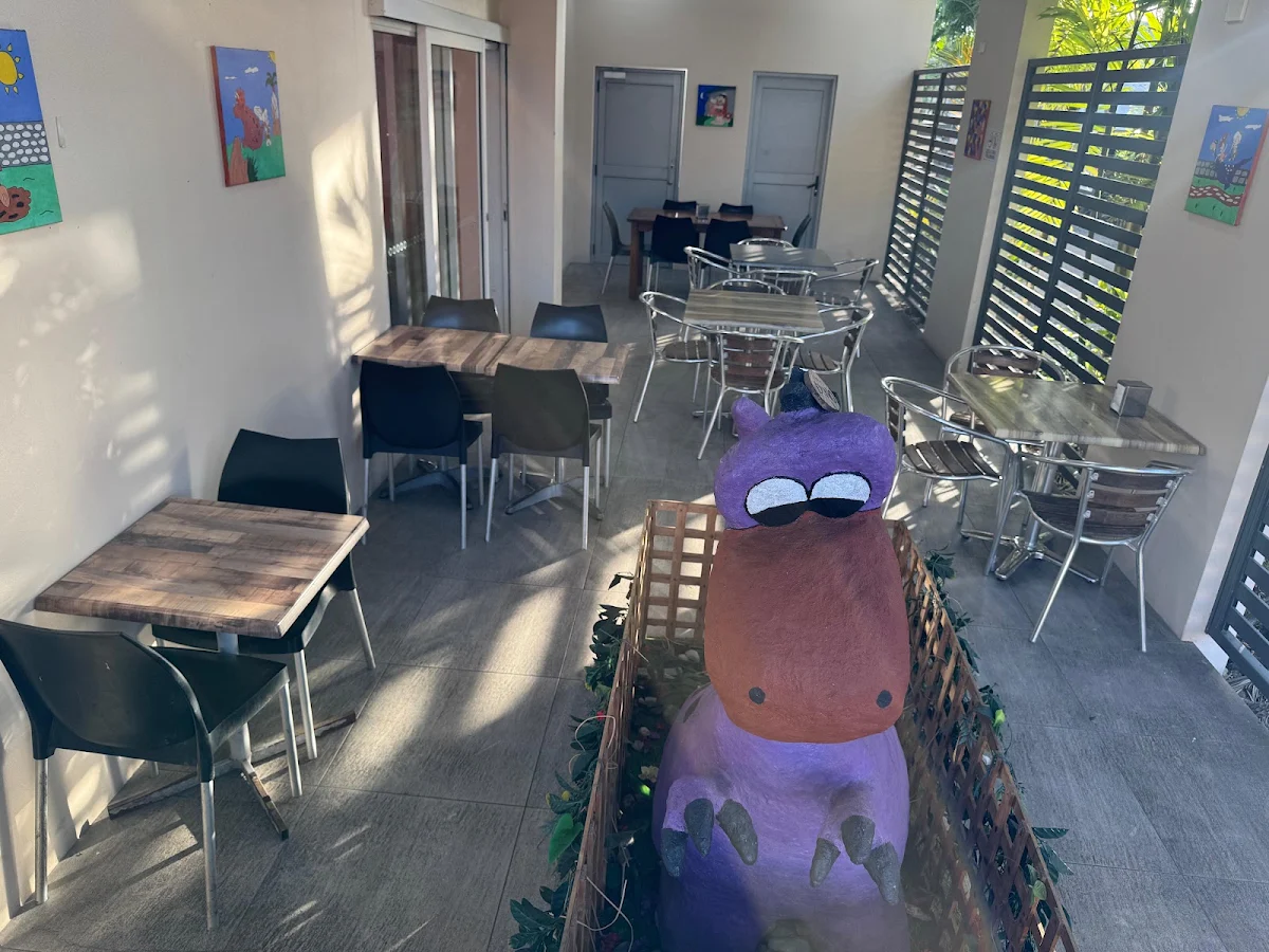 Vibe, Bedrock Cafe