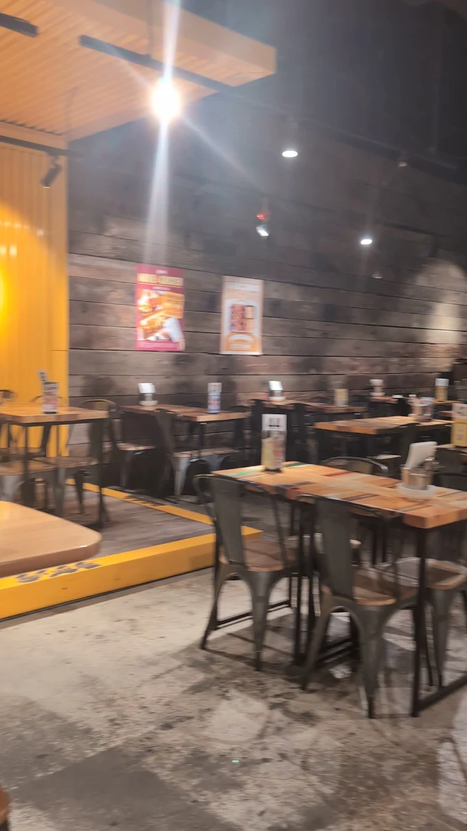 Vibe, Gami Chicken
