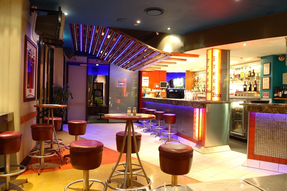 Vibe, The Caxton Hotel