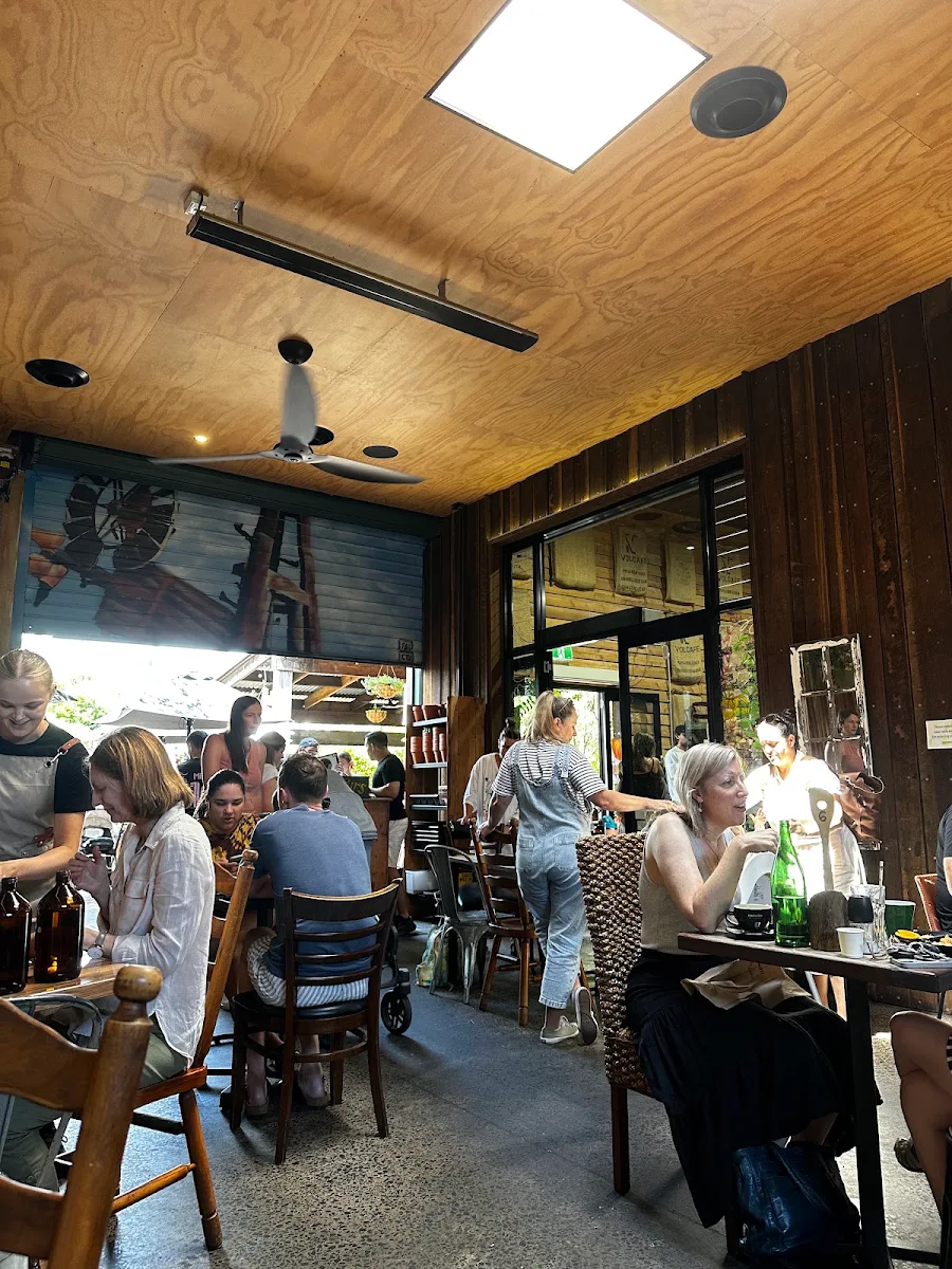 Vibe, Farmhouse, Kedron Cafe