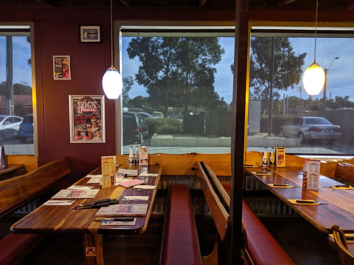 Vibe, Hogs Breath Cafe Kelmscott