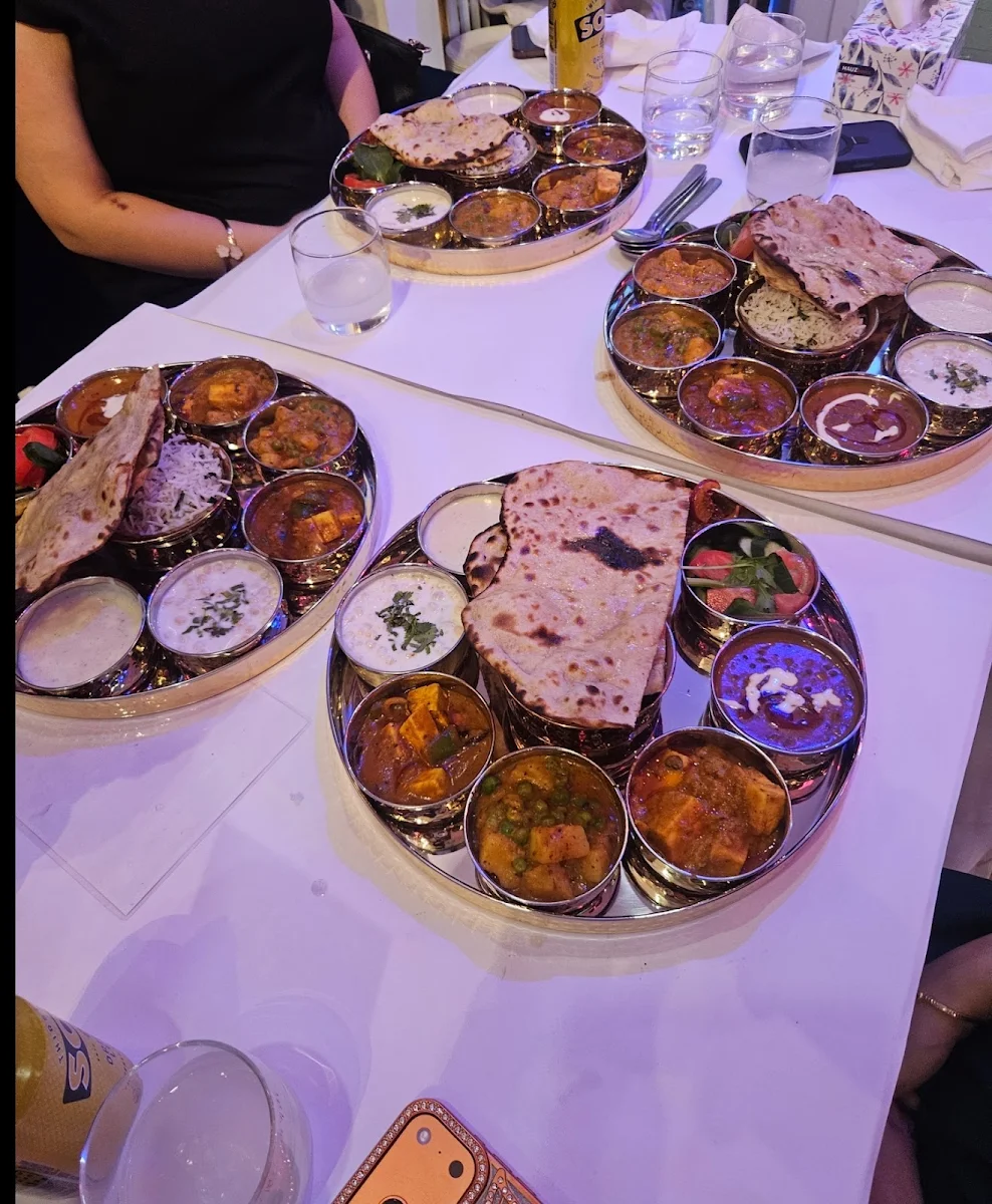 Food & drink, DAAWAT INDIAN RESTAURANT - NORTH RICHMOND