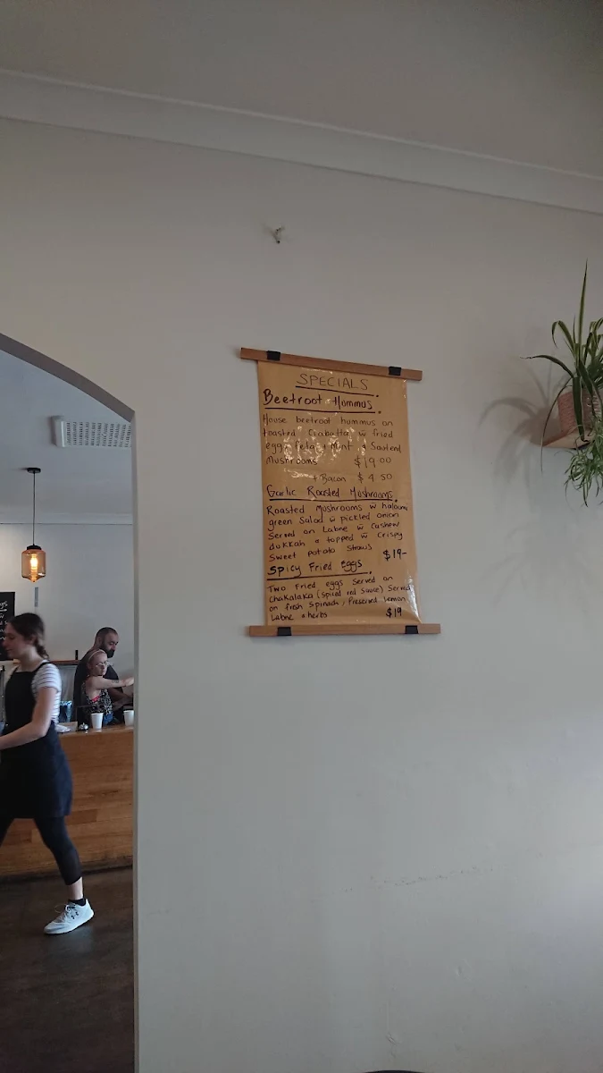 Menu, The Middle Store
