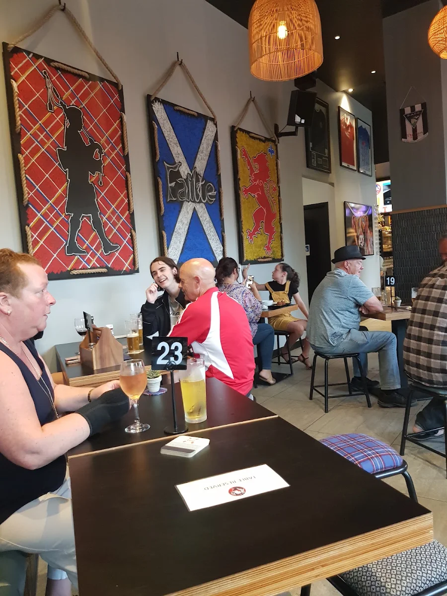 Vibe, The Pipers Inn