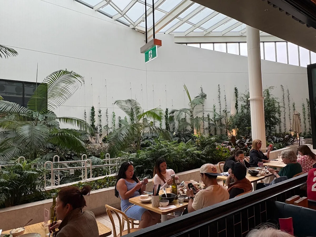 Vibe, Mama's Buoi Chadstone