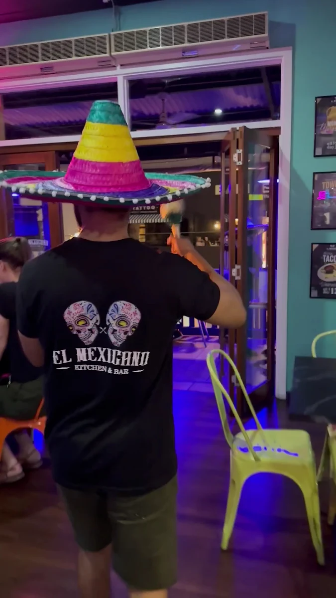 Vibe, EL Mexicano Glenelg