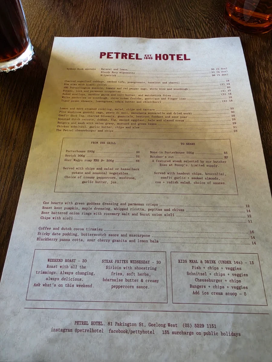 Menu, Petrel Hotel