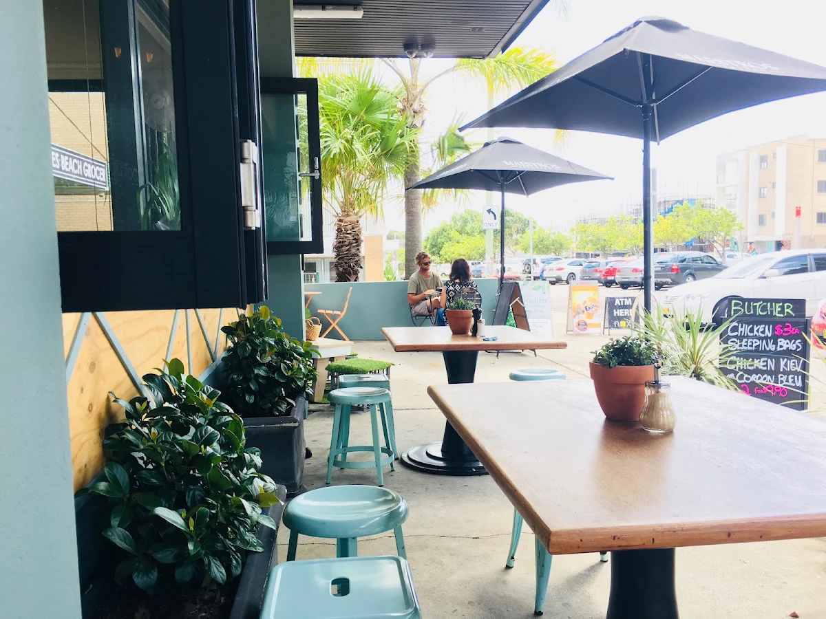 Vibe, Boffee Café