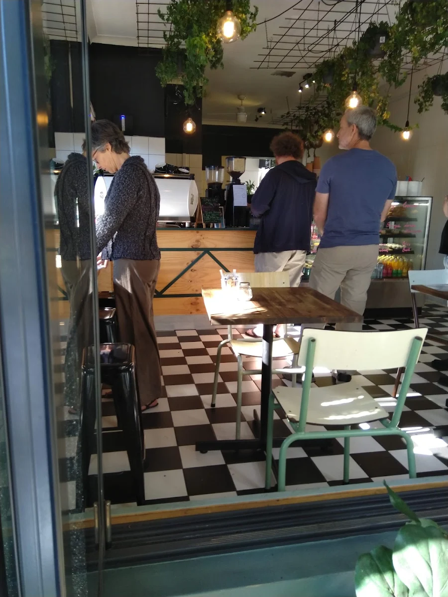 Vibe, Boffee Café