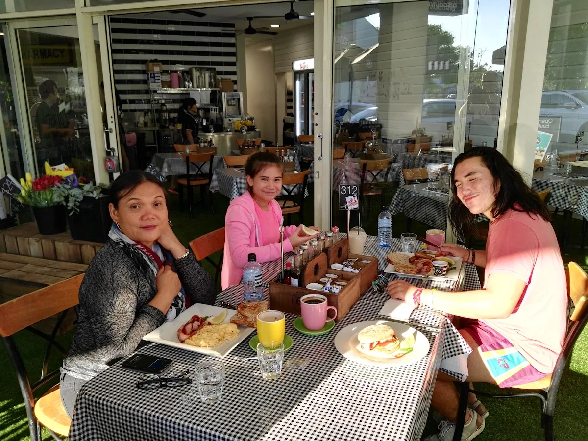 Vibe, Café63© Sandgate