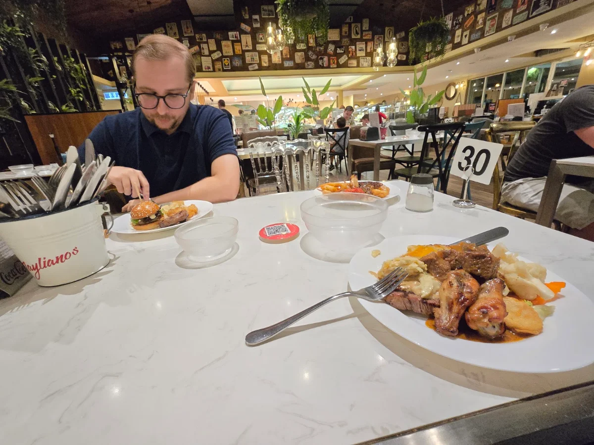 Food & drink, Jayliano's Brookside