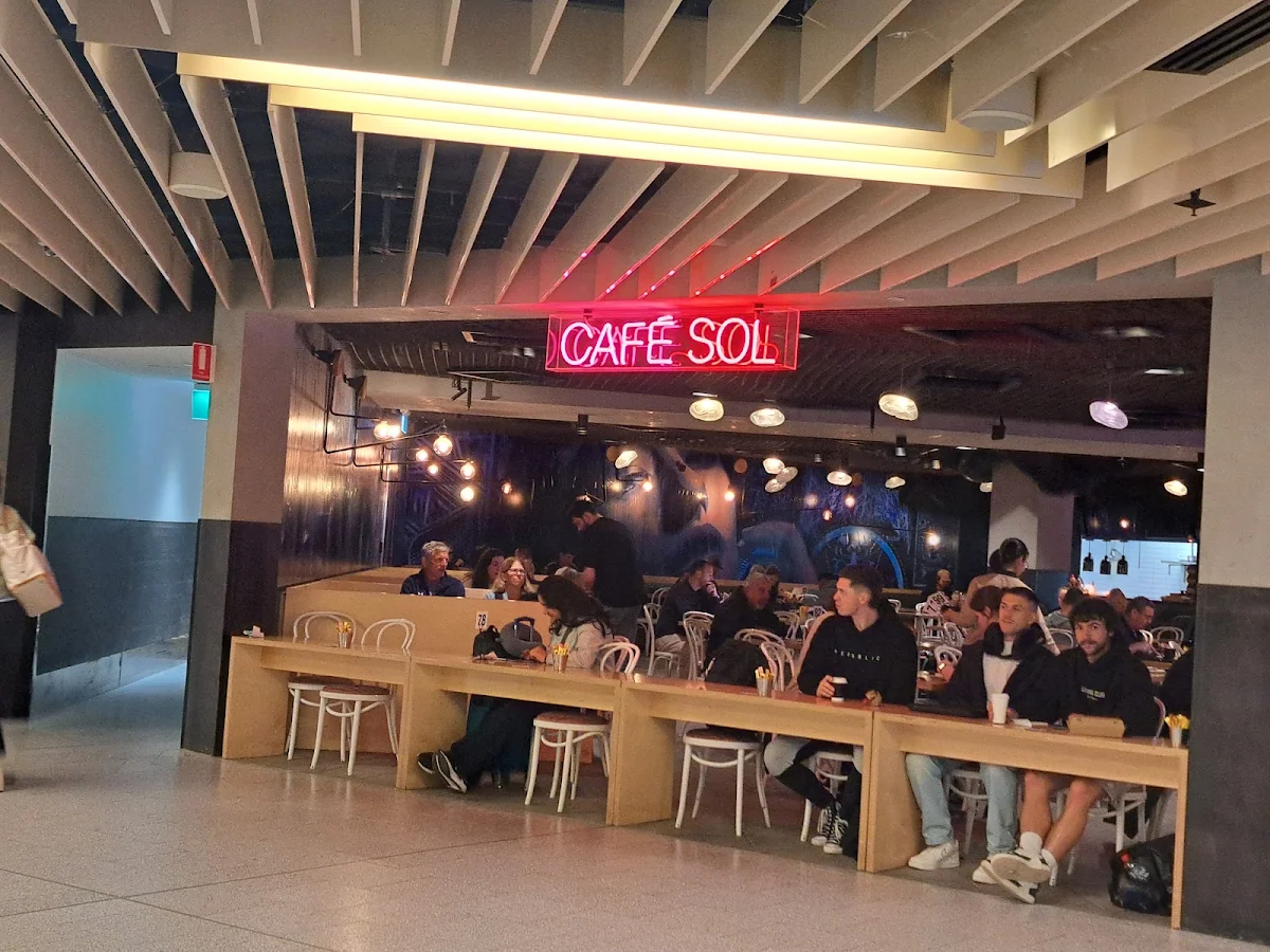 Vibe, Cafe Sol