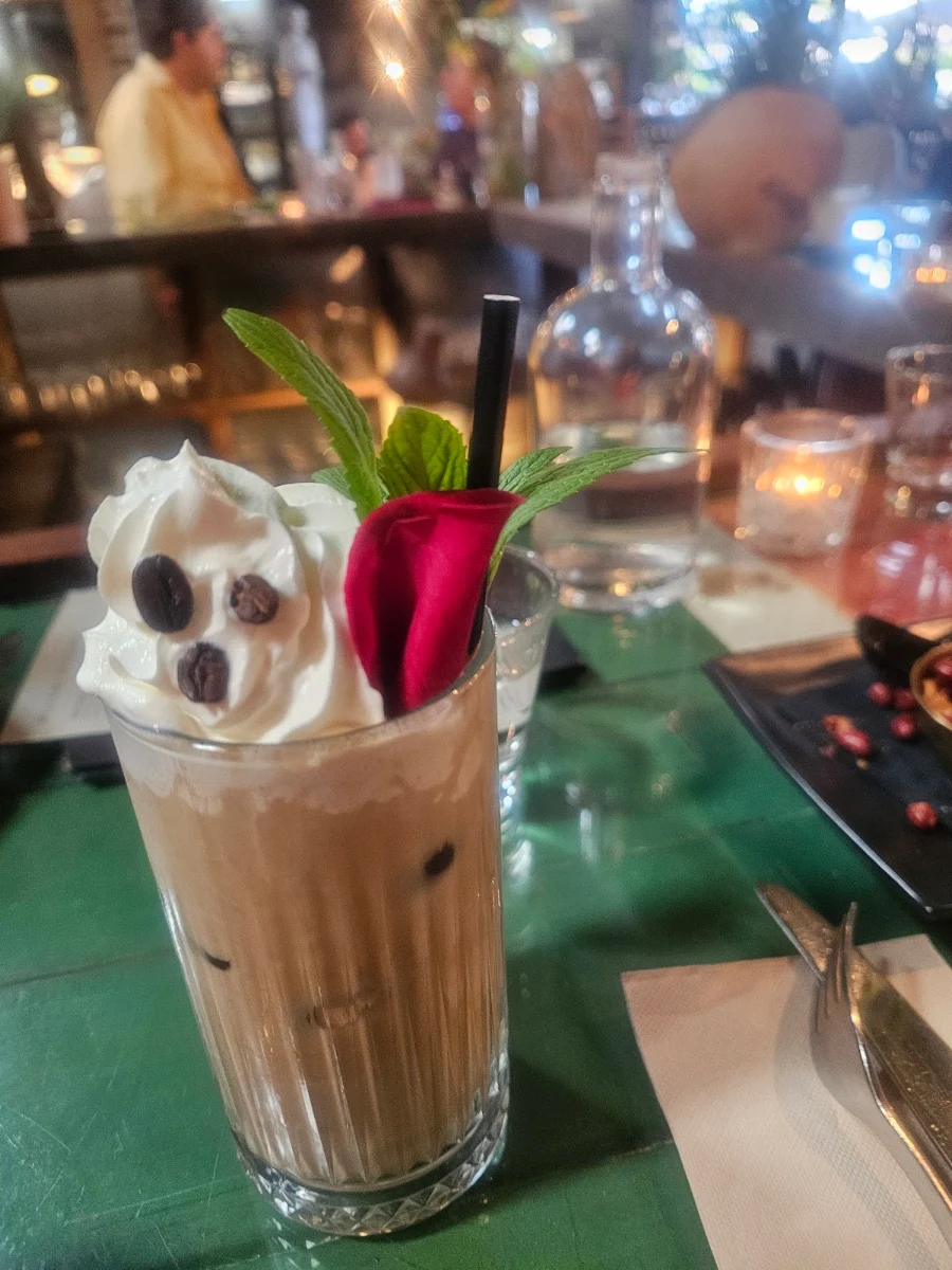 Food & drink, Chinta