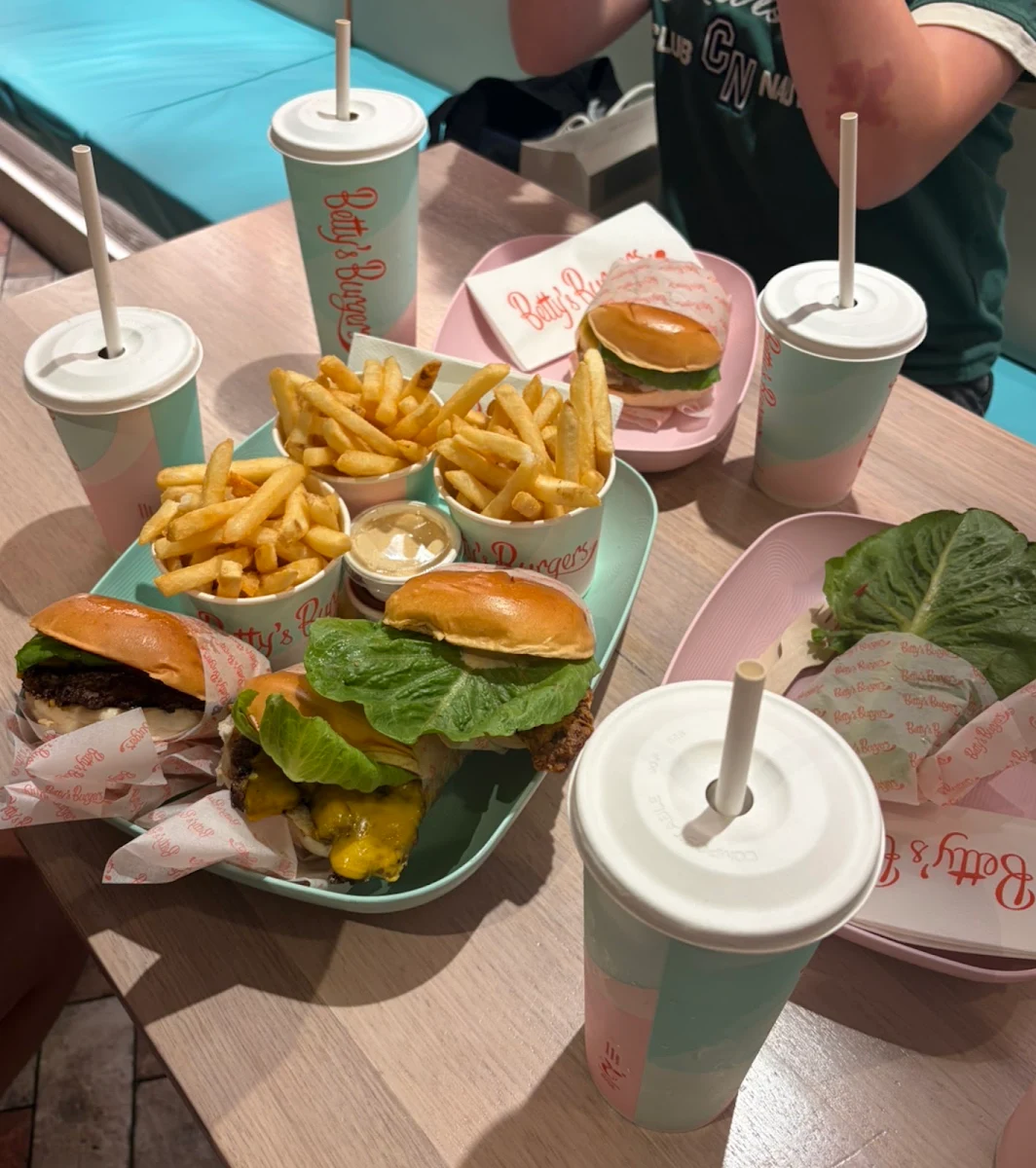 Food & drink, Betty's Burgers