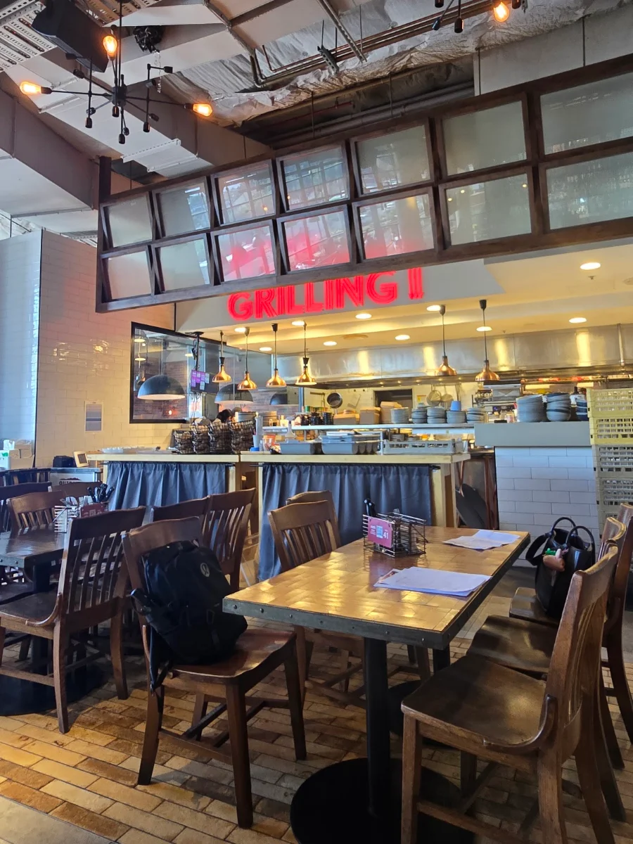 Vibe, Outback Steakhouse Pacific Fair