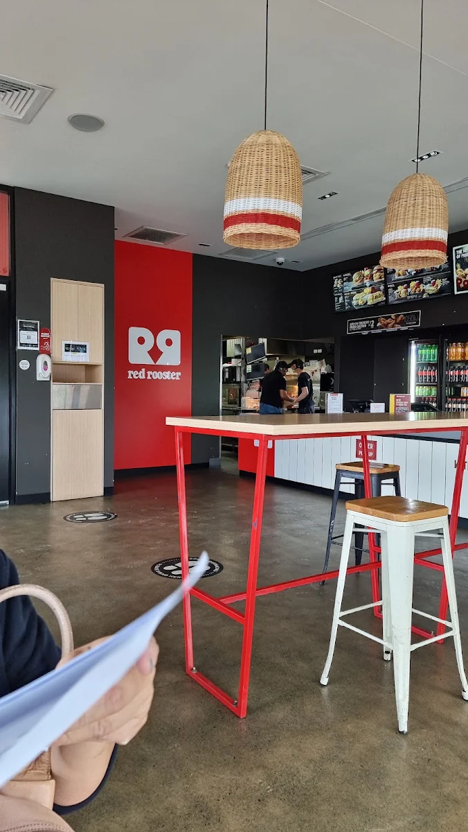 Vibe, Red Rooster Augustine Heights
