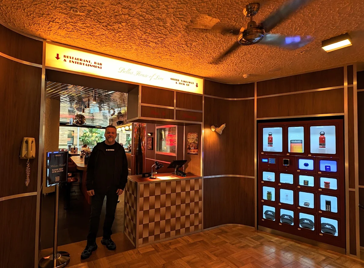Vibe, Belles Hot Chicken Circular Quay