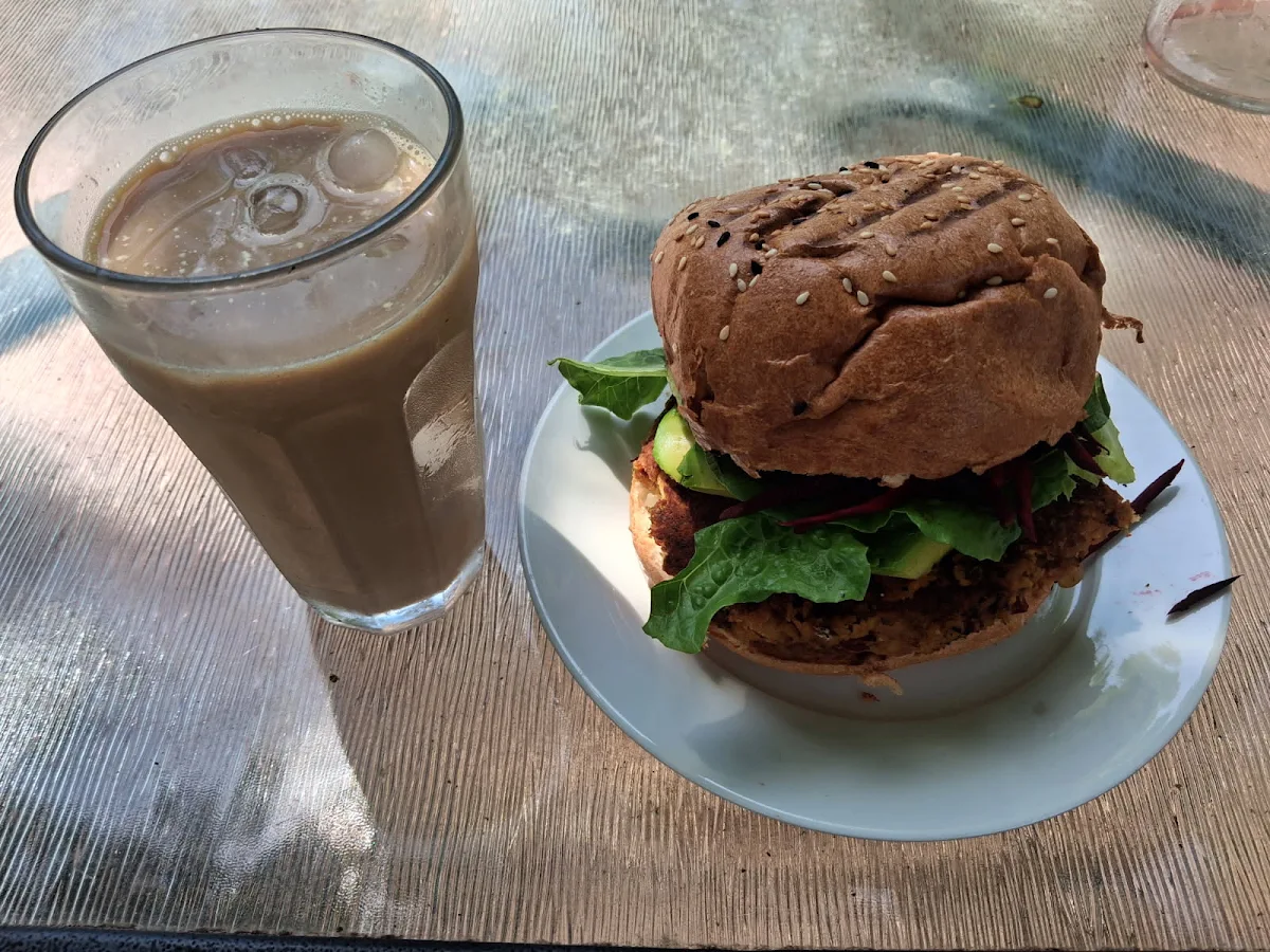 Food & drink, Neville Coffee Cart at Narara Ecovillage