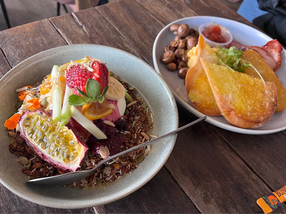 Food & drink photo 4