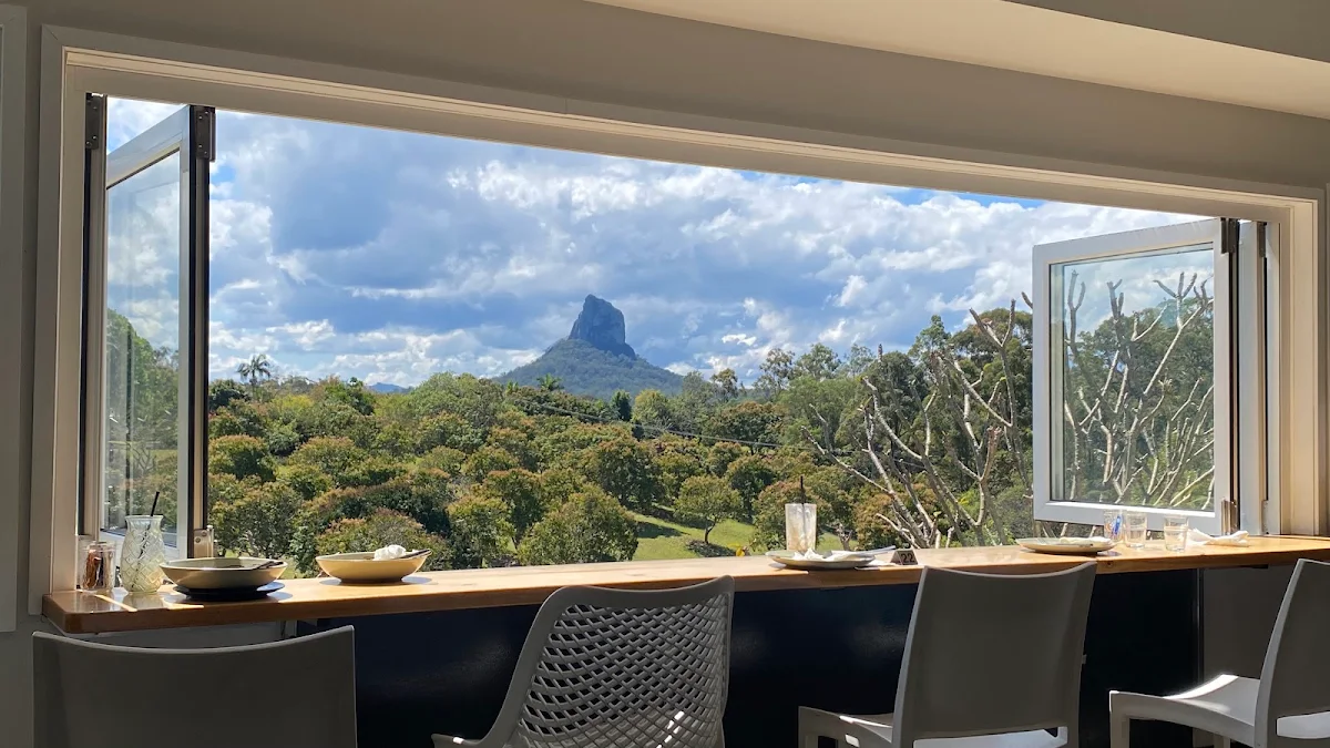 Vibe, The Lookout Cafe