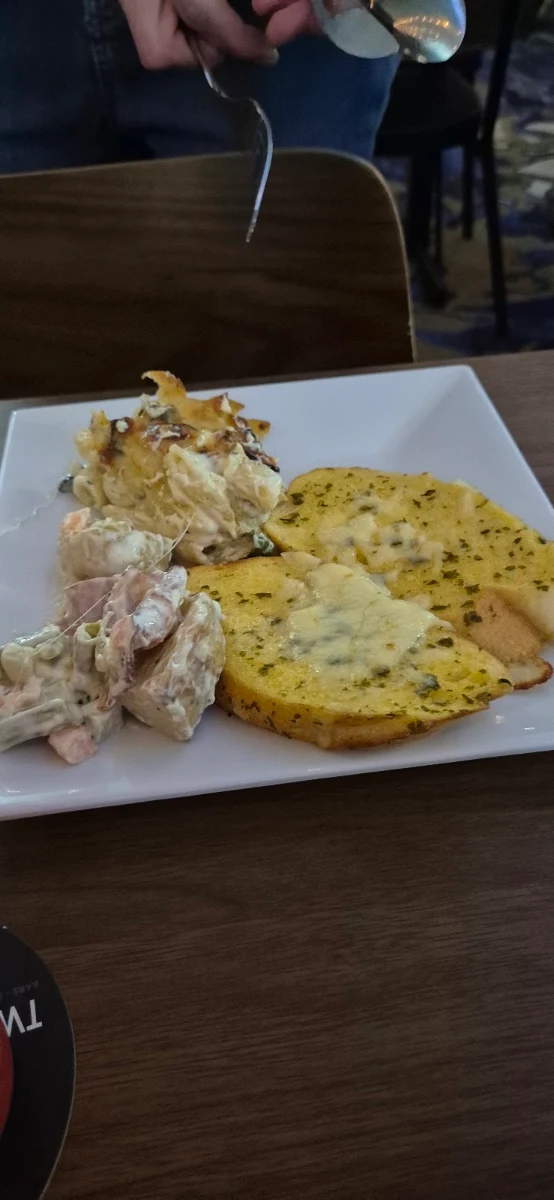 Food & drink, Twin City Hotel Buffet