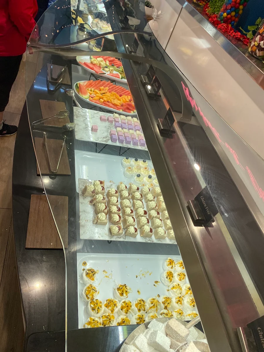Vibe, Twin City Hotel Buffet