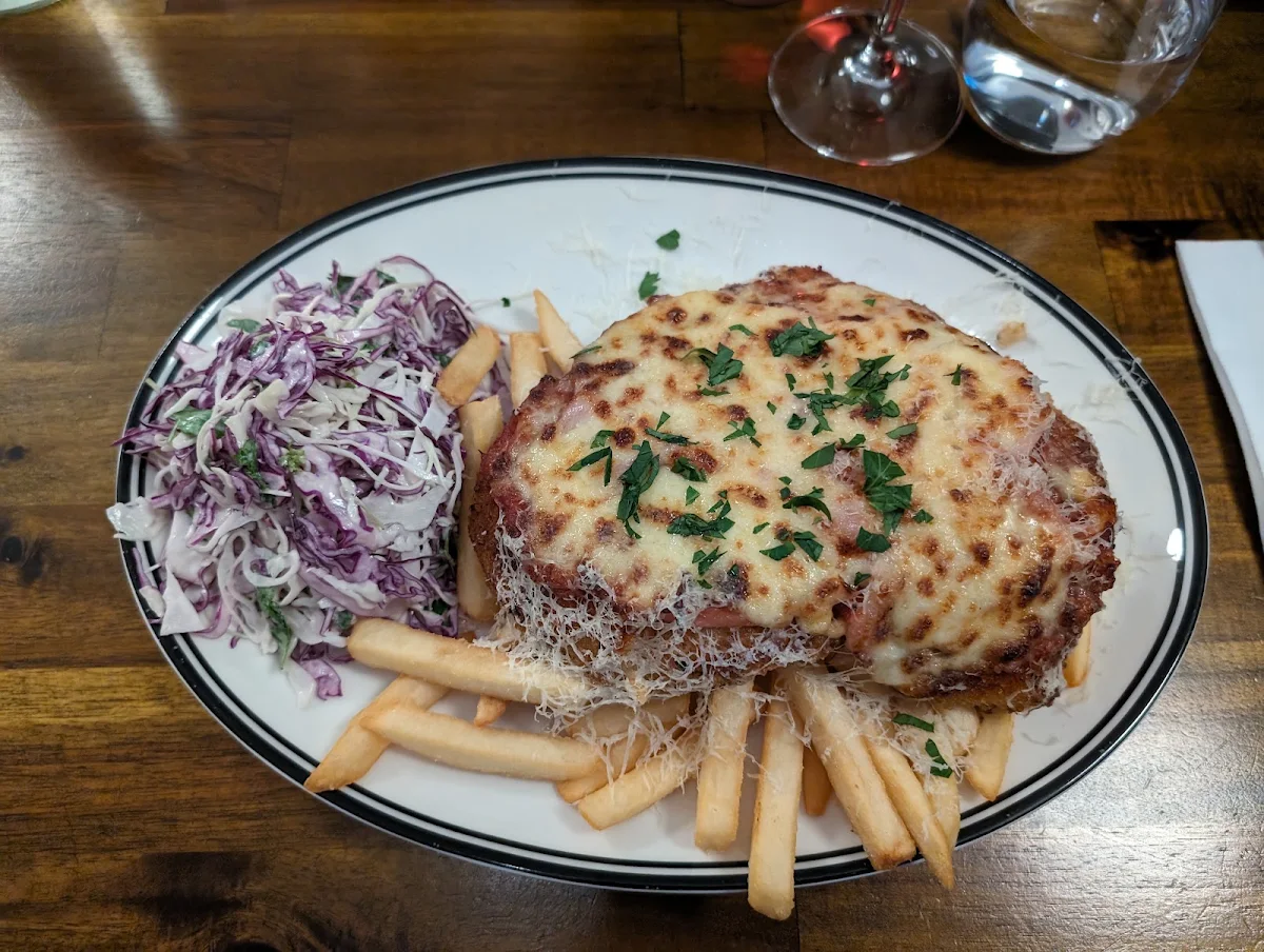 Food & drink, Toorak Hotel