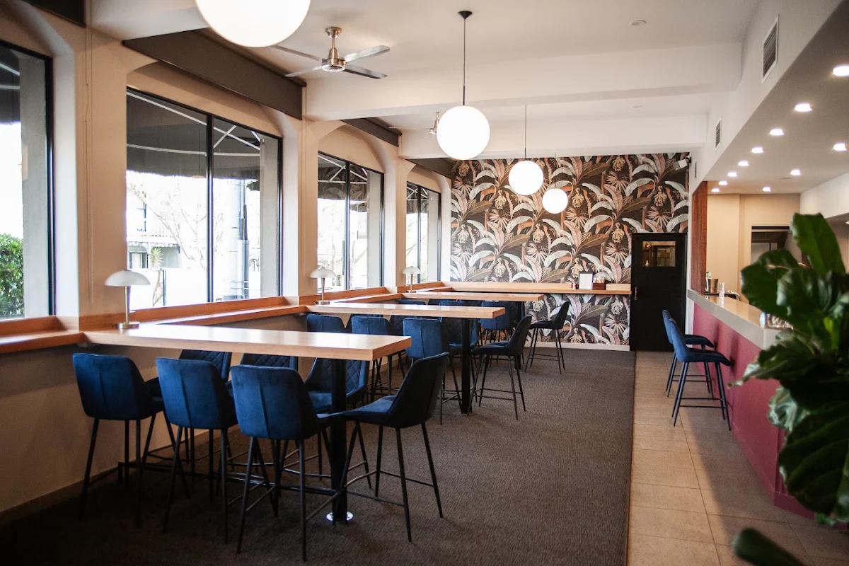 Vibe, Toorak Hotel