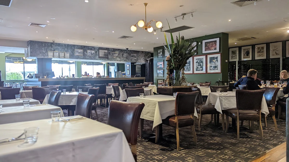 Vibe, Toorak Hotel