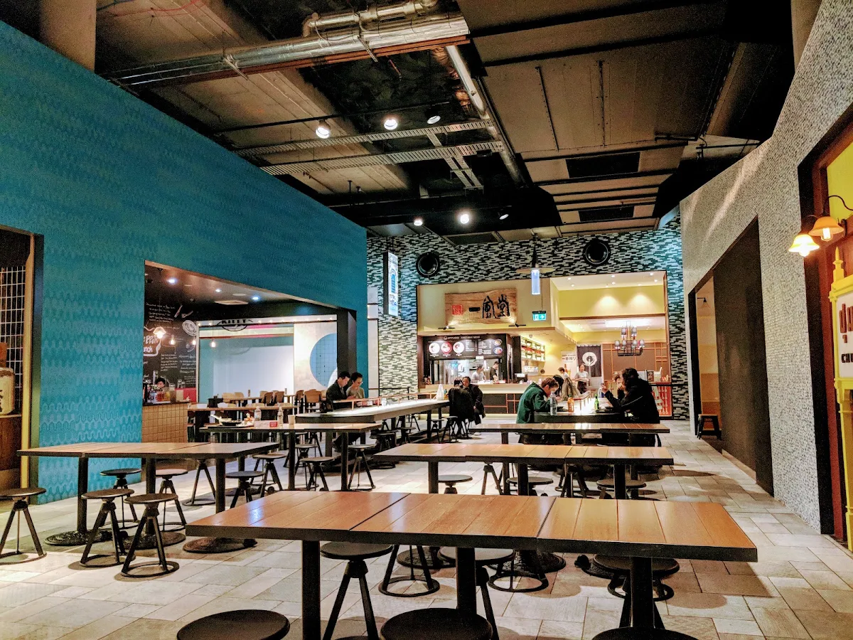 Vibe, District Dining