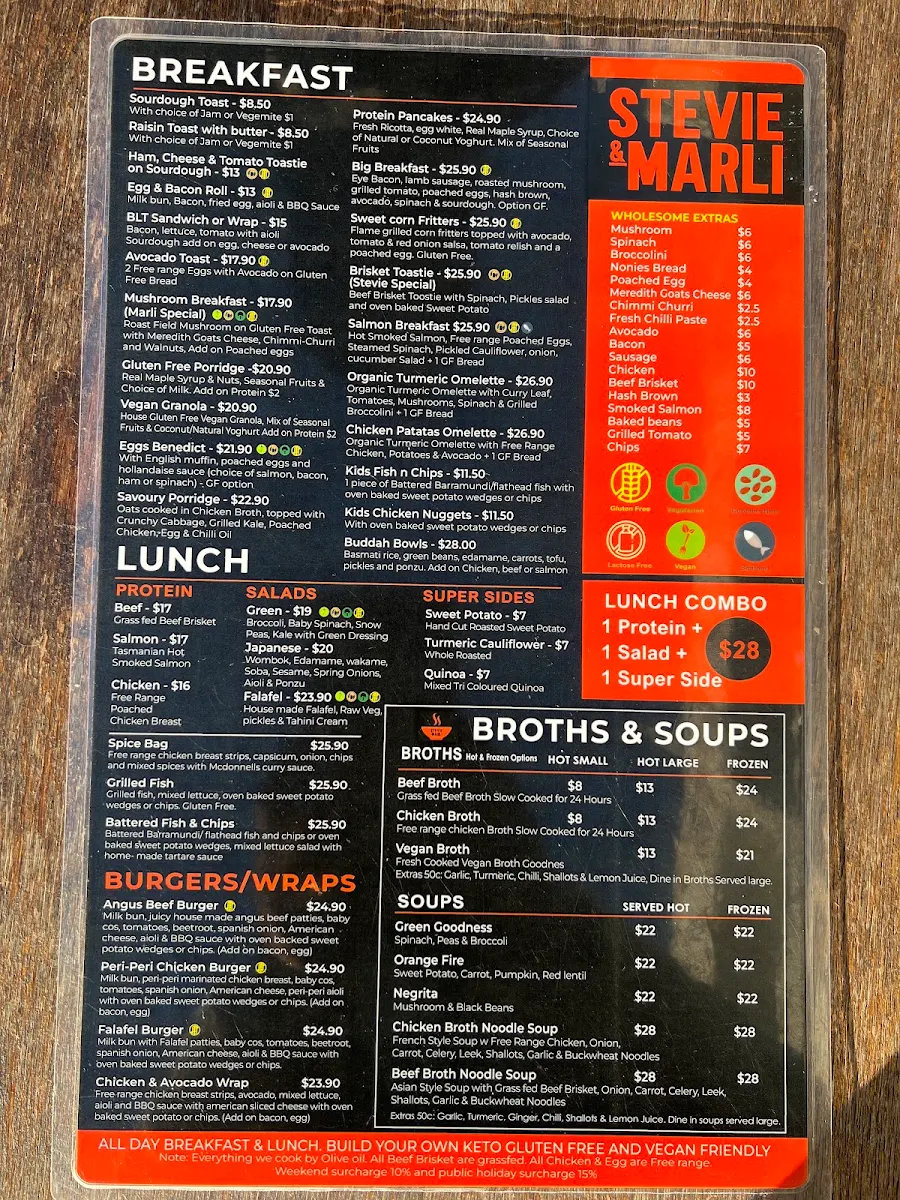 Menu, Stevie & Marli