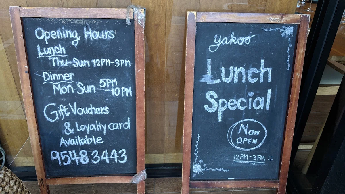 Menu, Yakoo Engadine