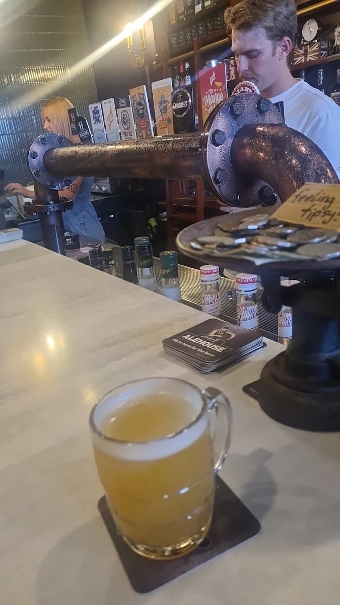 Food & drink, The Pot and Pint