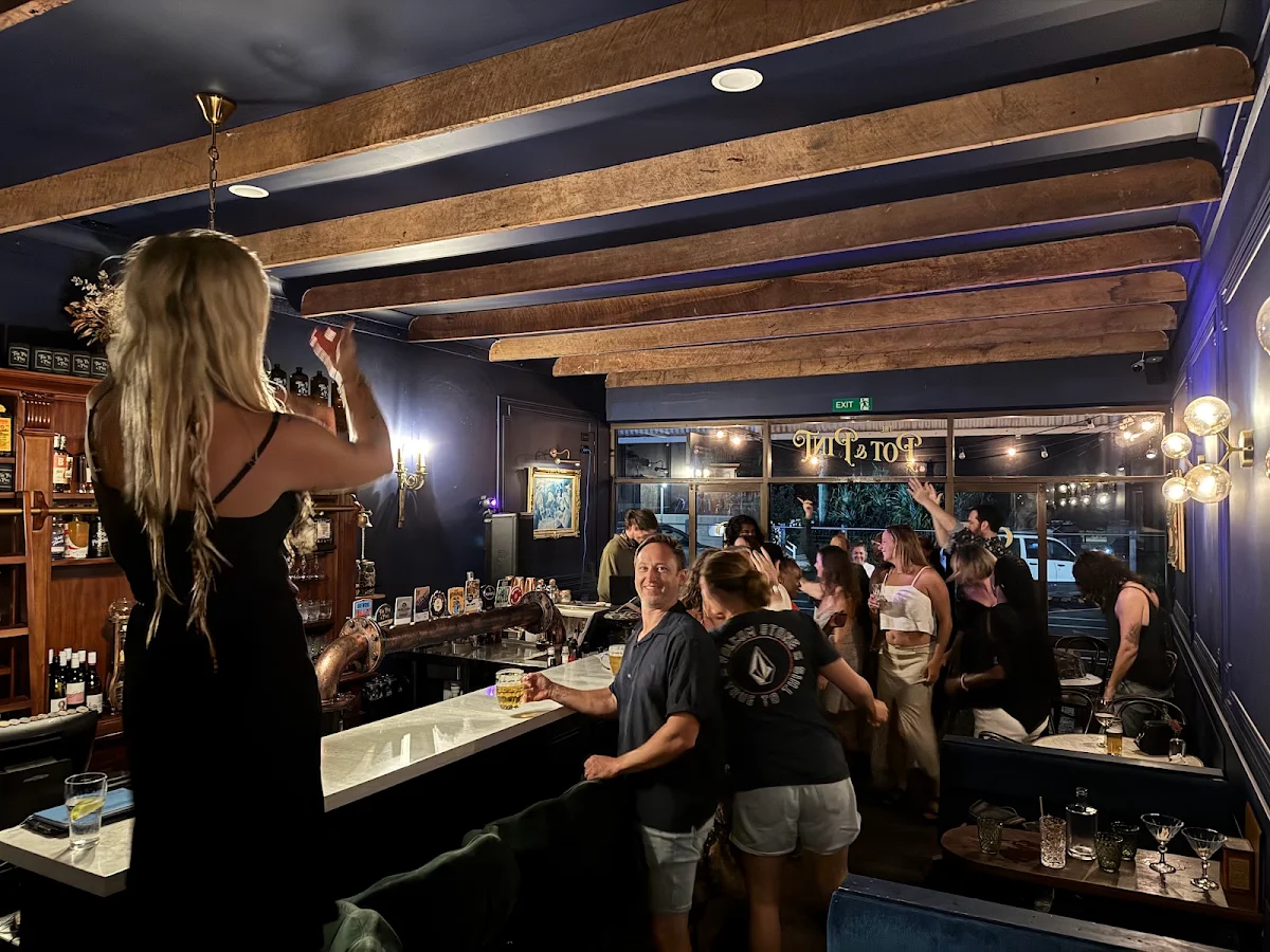 Vibe, The Pot and Pint