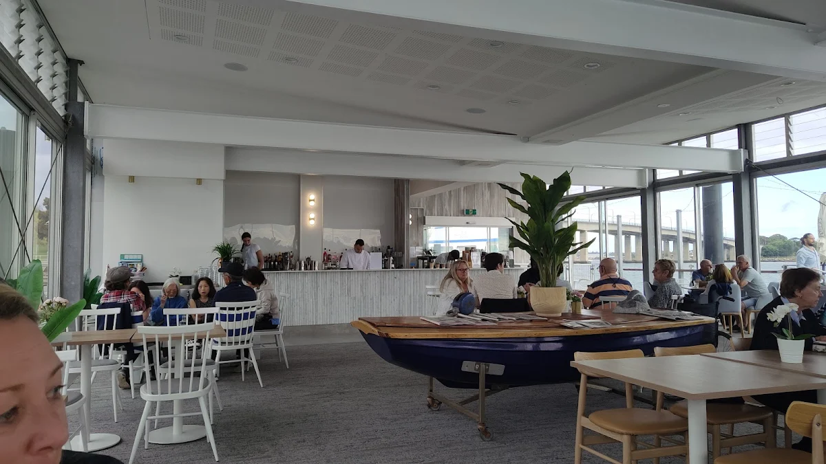Vibe, Bass & Flinders Pavilion