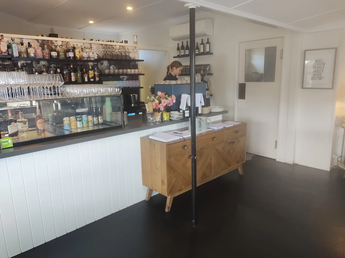 Vibe, Water Street Kitchen