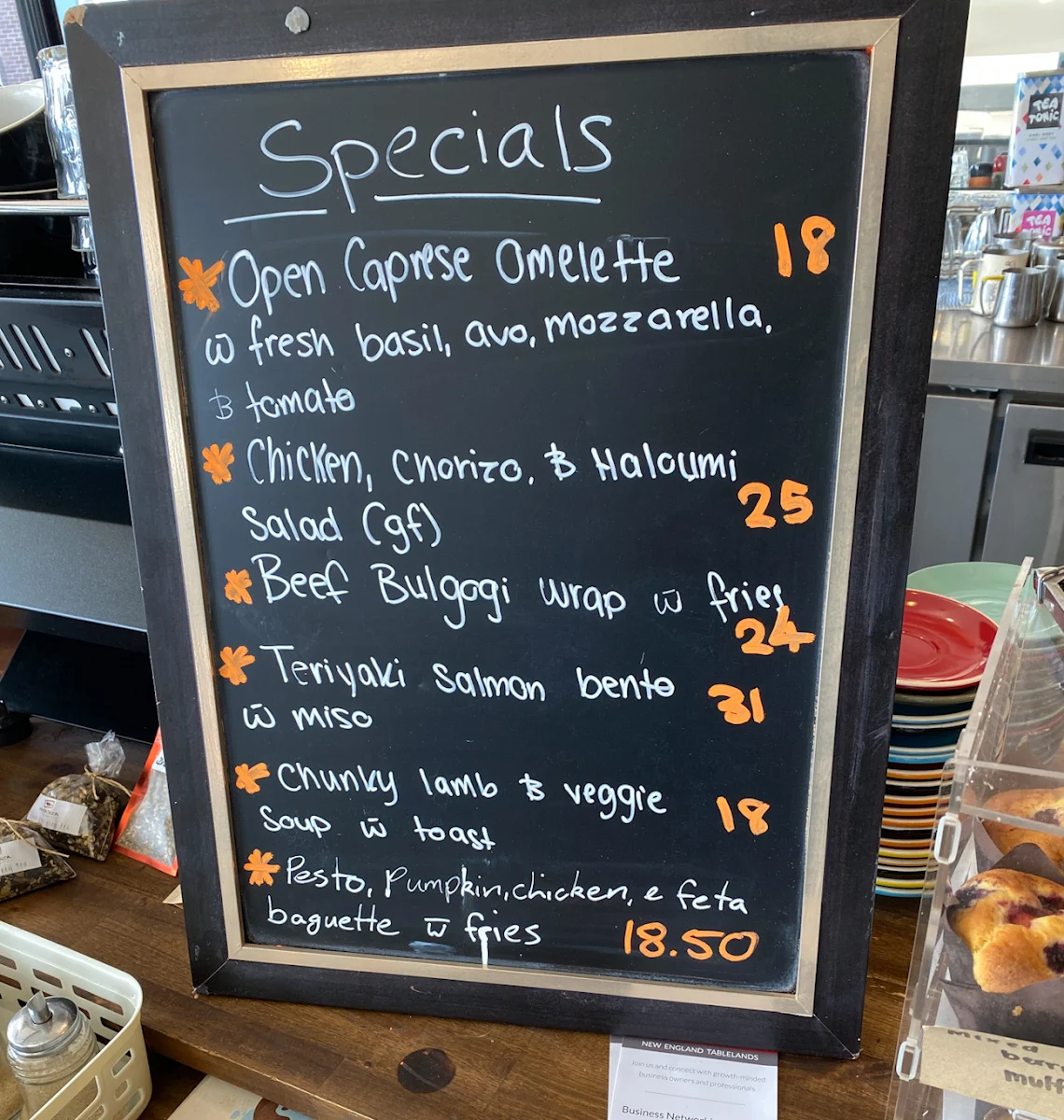 Menu, Paper Tiger