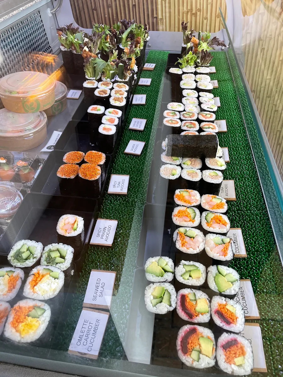 Menu, Pika Sushi Bairnsdale