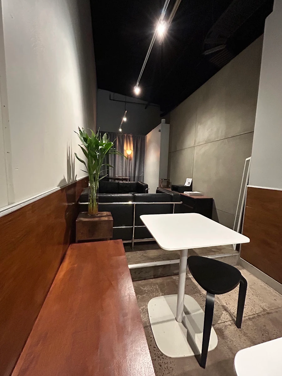 Vibe, Airflow Coffee Co